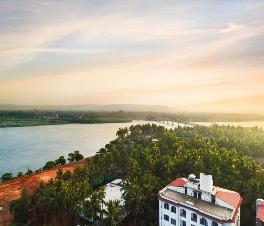 مورجيم Span Suites & Villa المظهر الخارجي الصورة